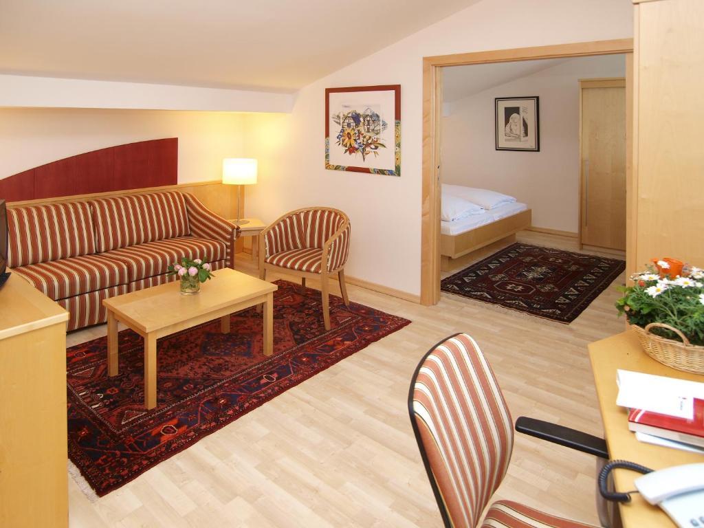 Gastwirtschaft & Hotel Holzinger Möllersdorf Pokoj fotografie