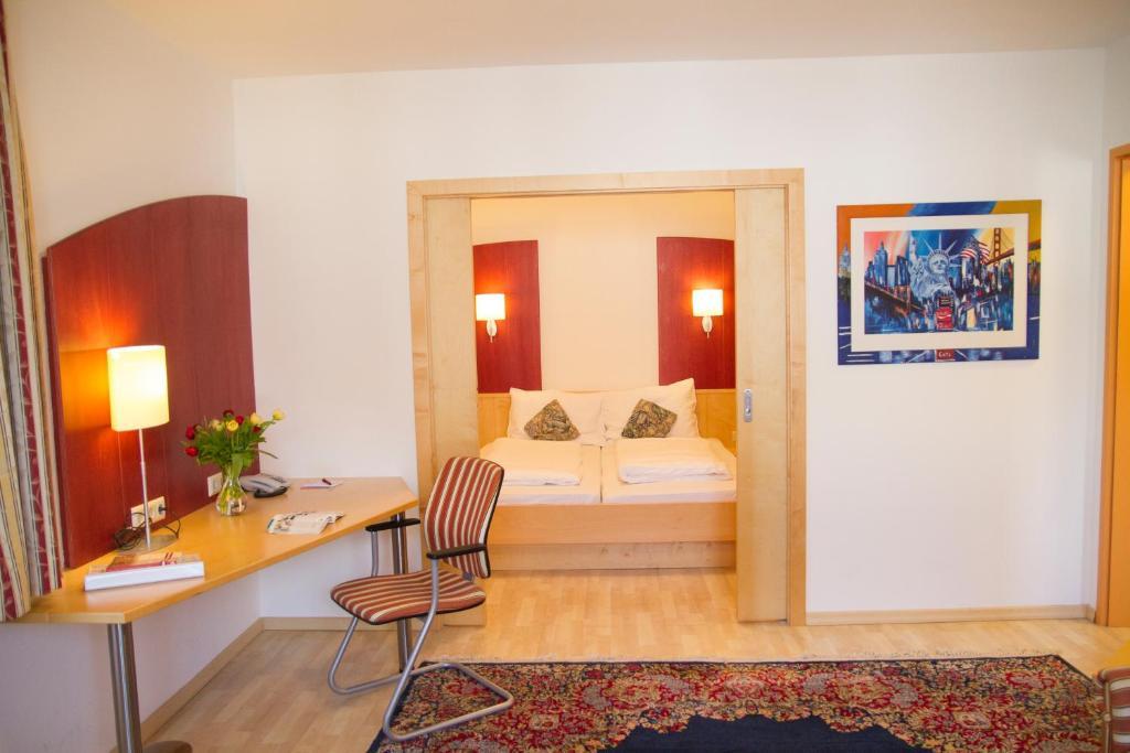 Gastwirtschaft & Hotel Holzinger Möllersdorf Pokoj fotografie